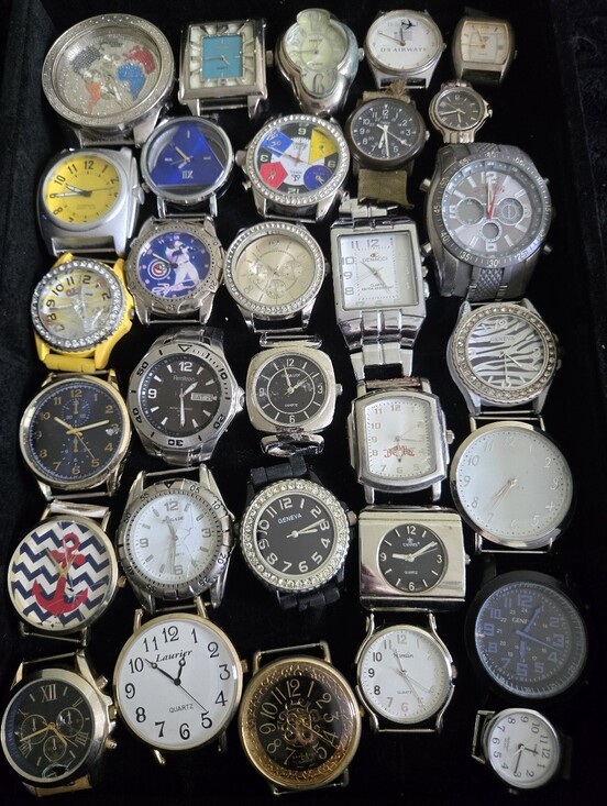 Accessories - Watch Parts Craft Repair Broken Repurpose Vintage Fair Condition As Is Lot 1A